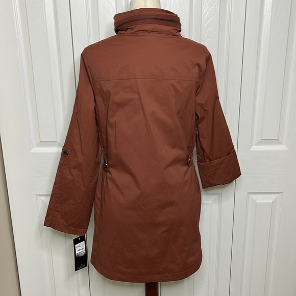 Nikki Jones Solid Anorak Jacket - Picture 6 of 10